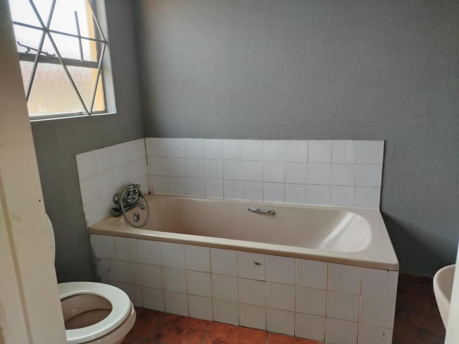 3 Bedroom Property for Sale in Alveda Park Gauteng