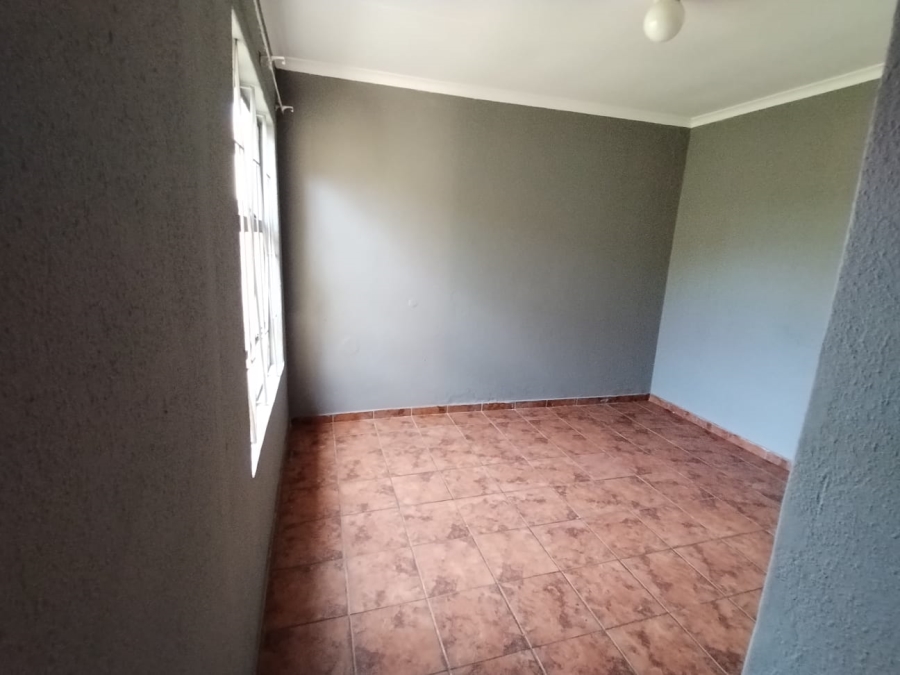 3 Bedroom Property for Sale in Alveda Park Gauteng