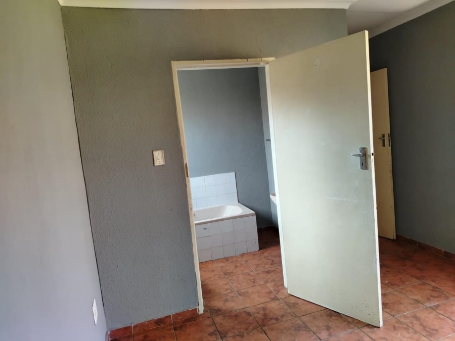 3 Bedroom Property for Sale in Alveda Park Gauteng