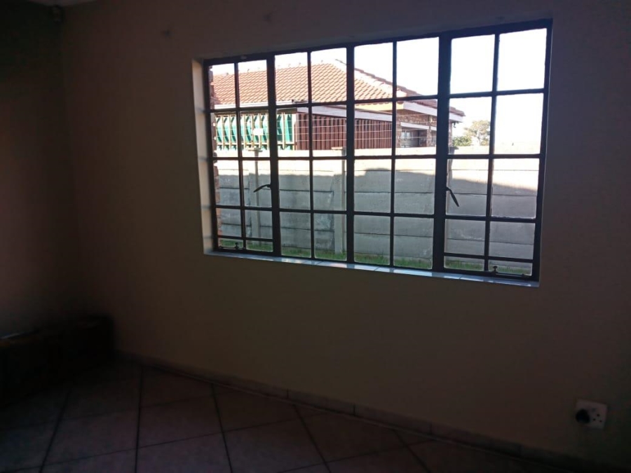 To Let 3 Bedroom Property for Rent in Riversdale Gauteng