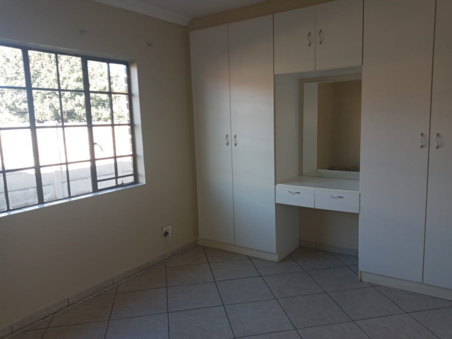 To Let 3 Bedroom Property for Rent in Riversdale Gauteng