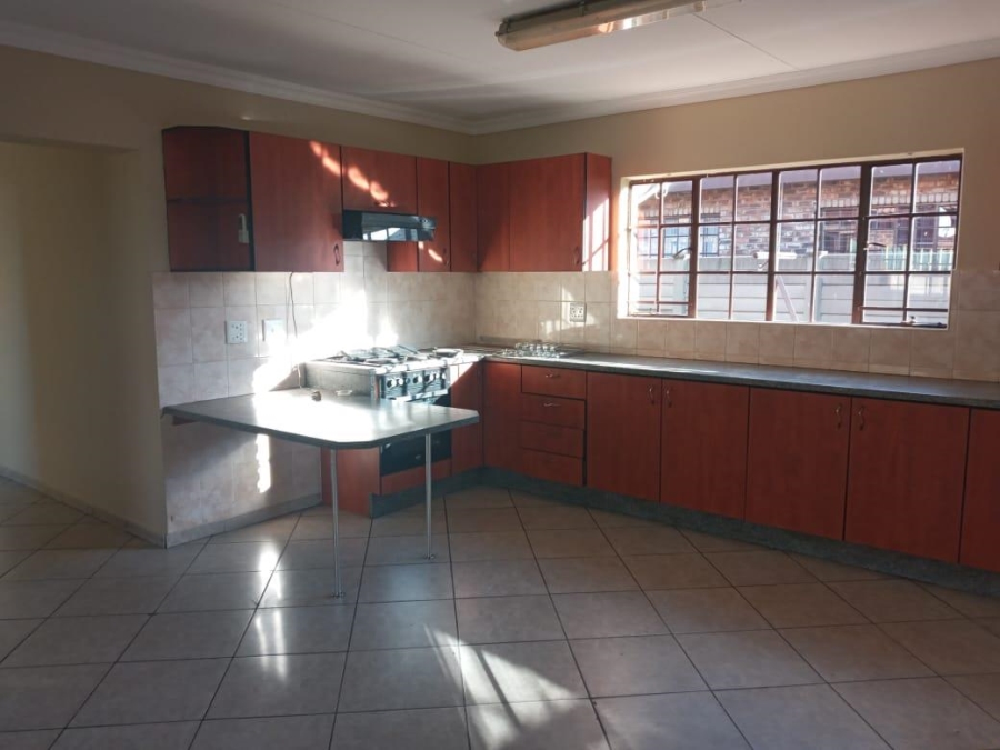 To Let 3 Bedroom Property for Rent in Riversdale Gauteng