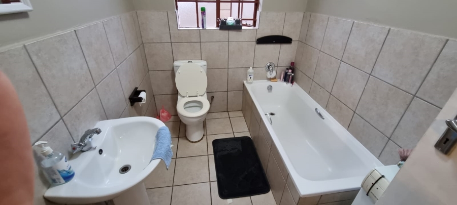 3 Bedroom Property for Sale in Riversdale Gauteng