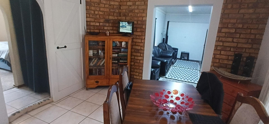2 Bedroom Property for Sale in Beyerspark Ext 13 Gauteng