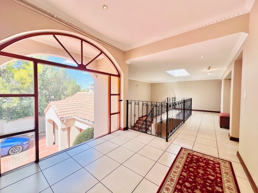 To Let 4 Bedroom Property for Rent in Dainfern Golf Estate Gauteng