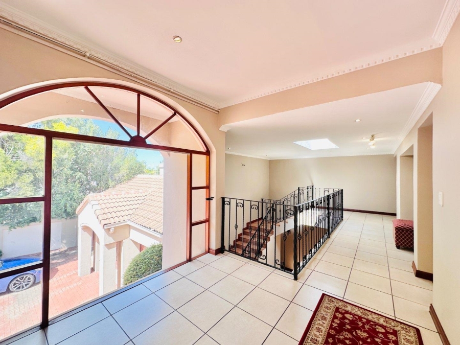 To Let 4 Bedroom Property for Rent in Dainfern Golf Estate Gauteng