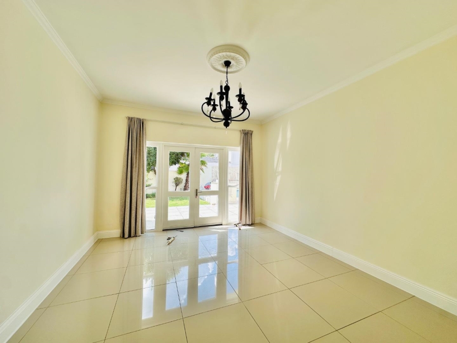To Let 5 Bedroom Property for Rent in Dainfern Golf Estate Gauteng