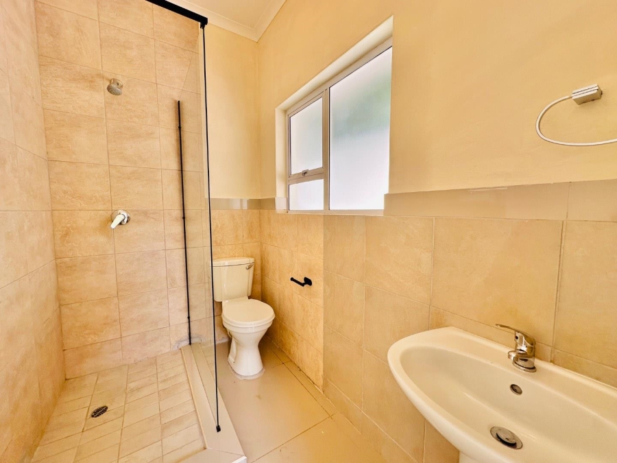 To Let 5 Bedroom Property for Rent in Dainfern Golf Estate Gauteng