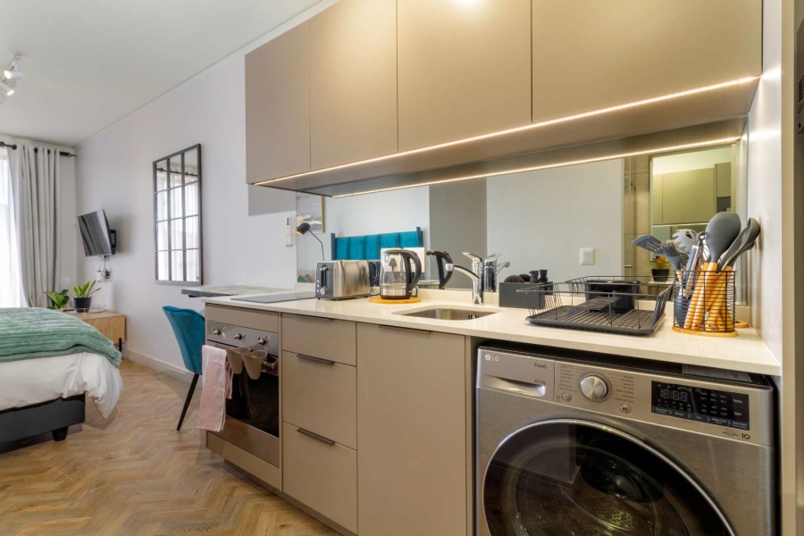 To Let 1 Bedroom Property for Rent in Rosebank Gauteng