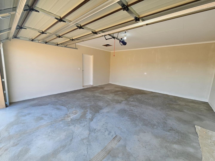 3 Bedroom Property for Sale in Selcourt Gauteng