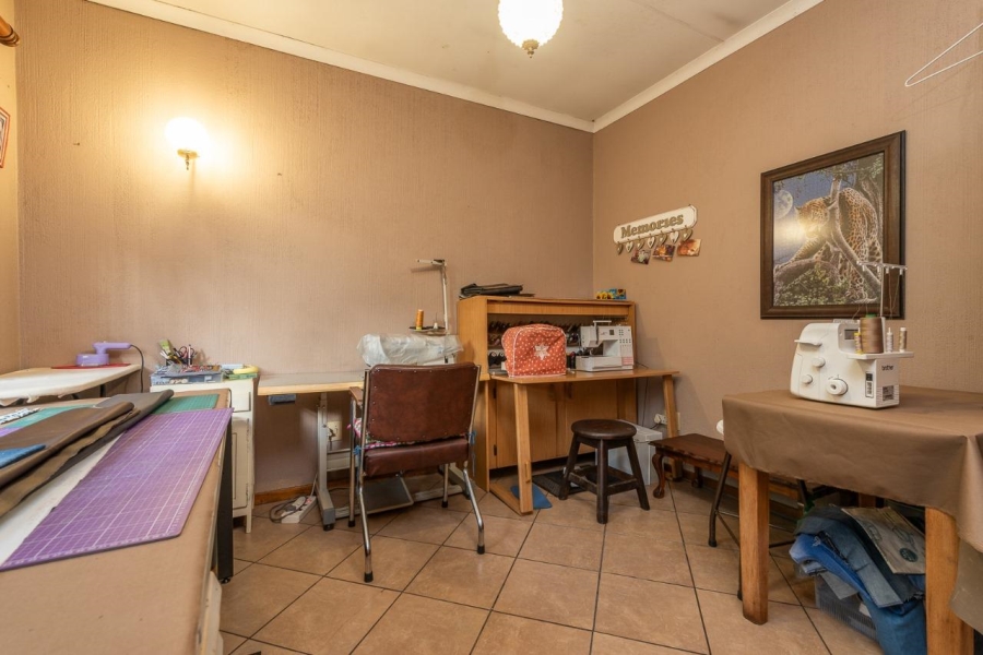 8 Bedroom Property for Sale in Kliprivier Gauteng