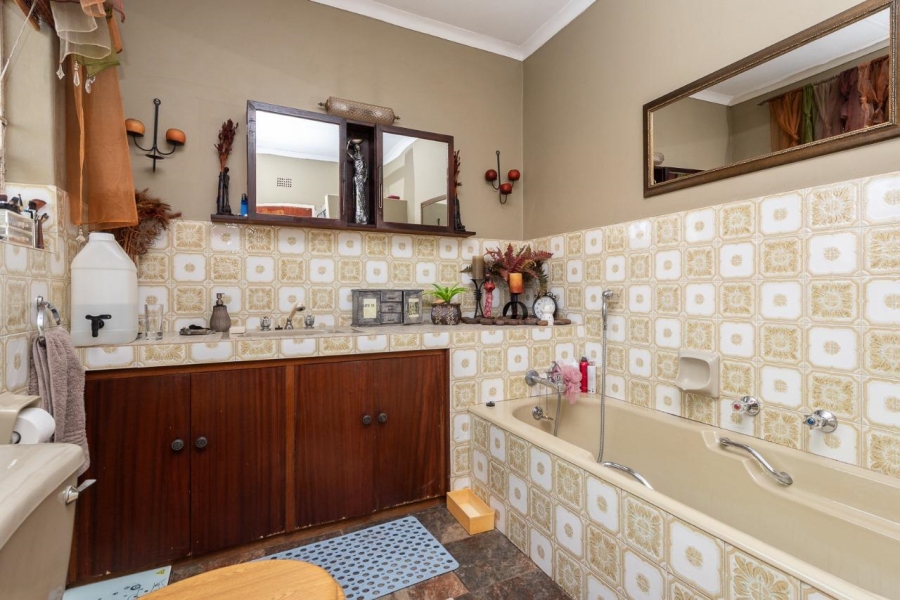 8 Bedroom Property for Sale in Kliprivier Gauteng