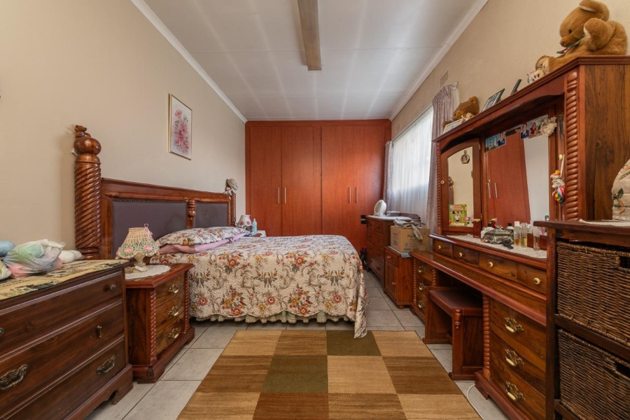 8 Bedroom Property for Sale in Kliprivier Gauteng