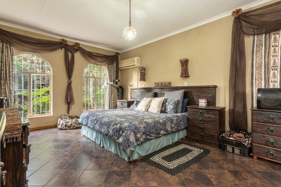 8 Bedroom Property for Sale in Kliprivier Gauteng
