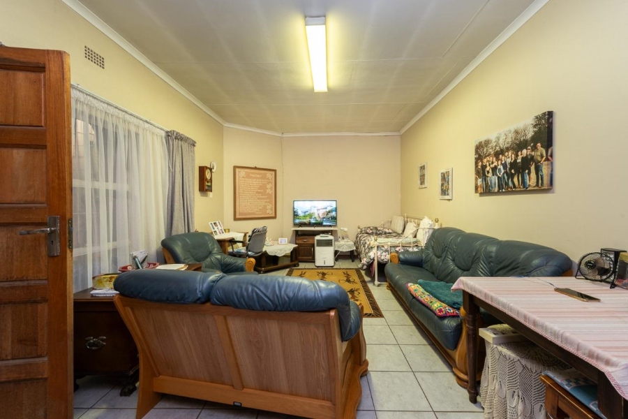 8 Bedroom Property for Sale in Kliprivier Gauteng