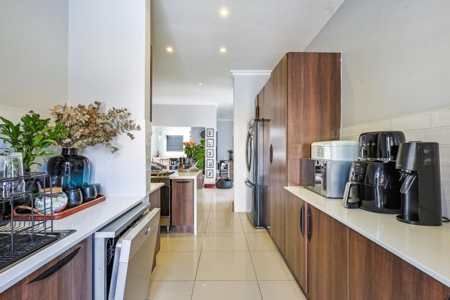 3 Bedroom Property for Sale in Olympus AH Gauteng