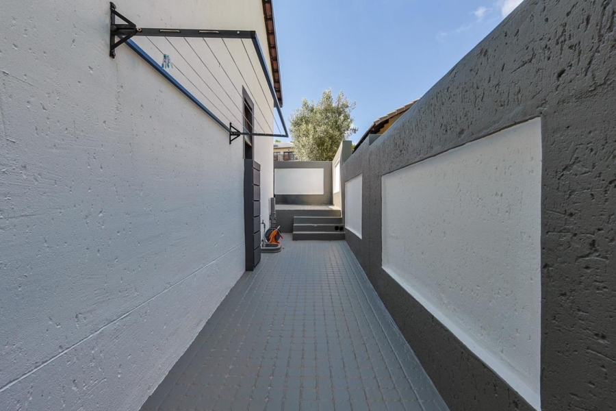 3 Bedroom Property for Sale in Olympus AH Gauteng