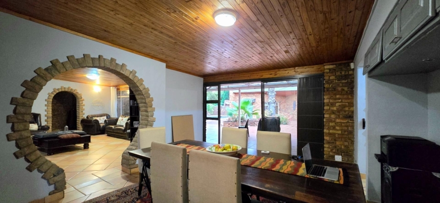 5 Bedroom Property for Sale in Monument Park Gauteng