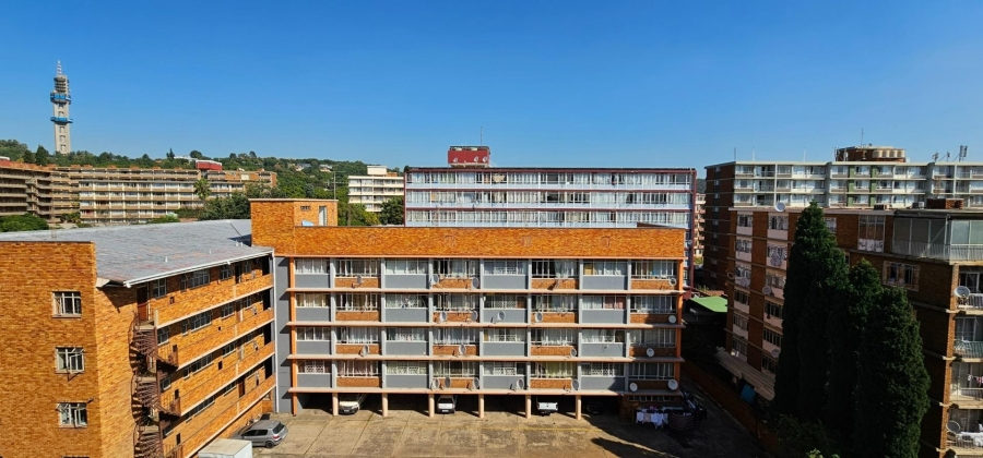 2 Bedroom Property for Sale in Sunnyside Gauteng