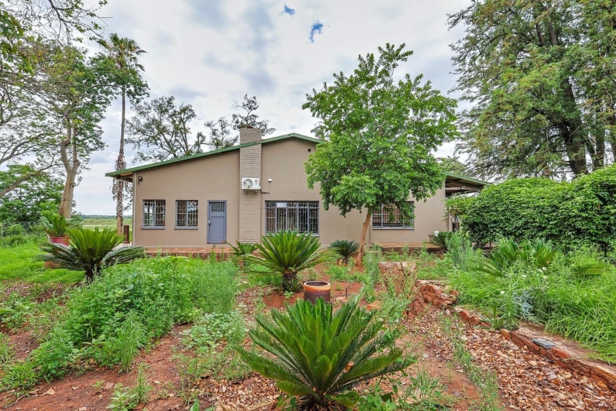 Commercial Property for Sale in Waterval Ah Gauteng