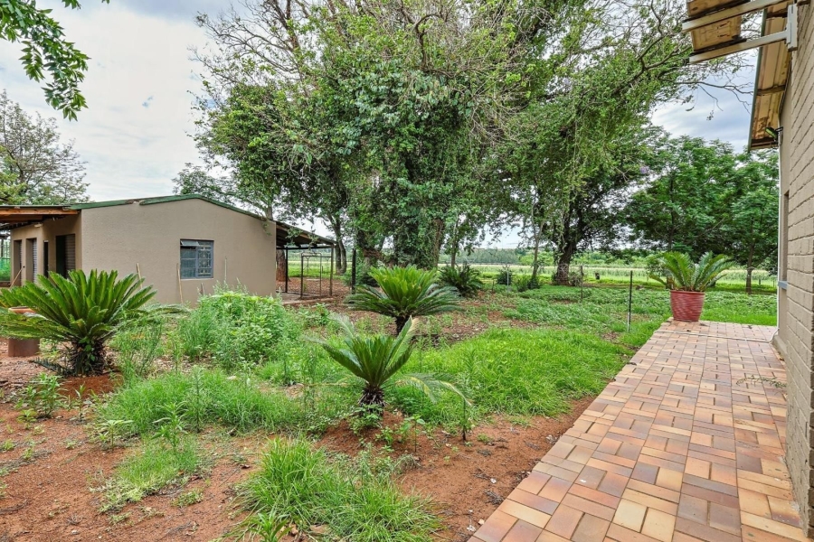 Commercial Property for Sale in Waterval Ah Gauteng