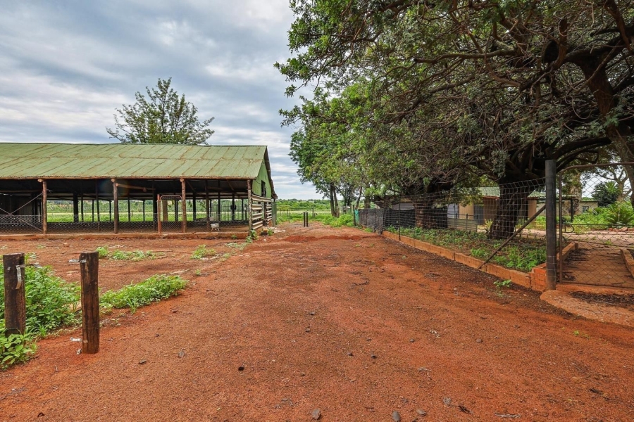 Commercial Property for Sale in Waterval Ah Gauteng