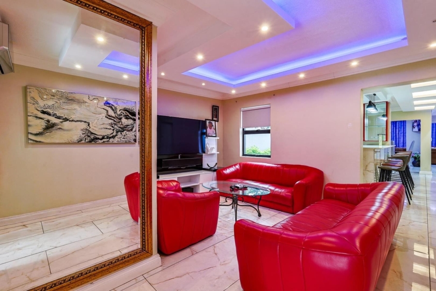 To Let 5 Bedroom Property for Rent in Willow Acres Gauteng