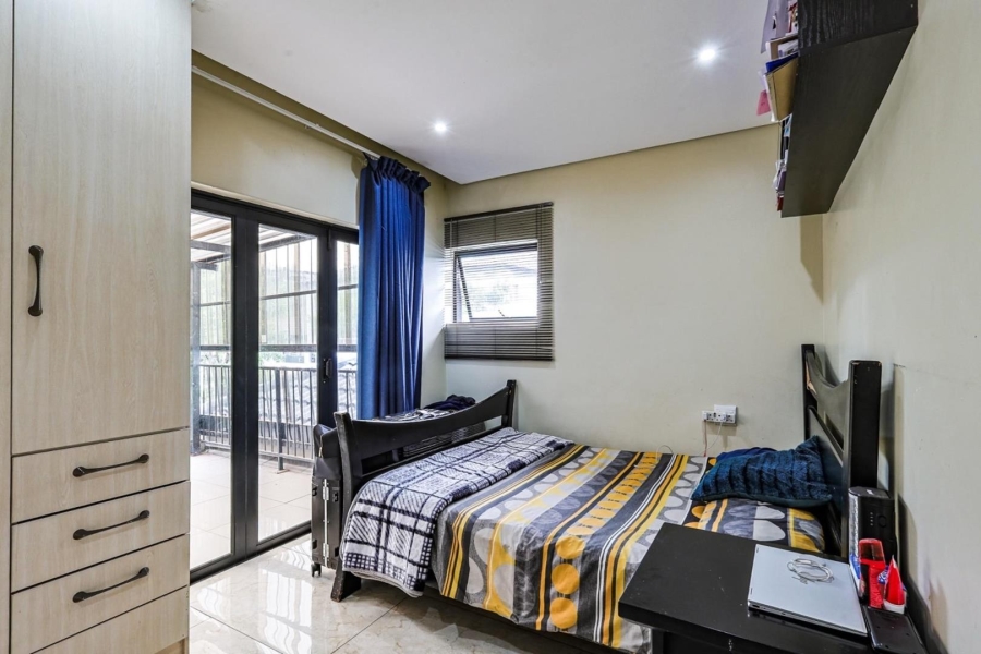 To Let 5 Bedroom Property for Rent in Willow Acres Gauteng