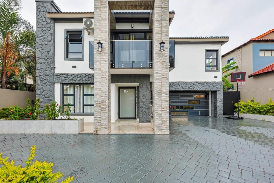 To Let 5 Bedroom Property for Rent in Willow Acres Gauteng