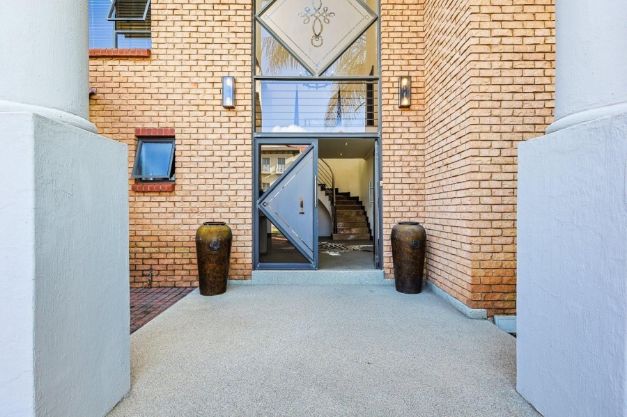 5 Bedroom Property for Sale in The Wilds Gauteng