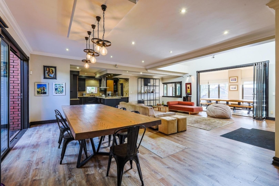 5 Bedroom Property for Sale in The Wilds Gauteng