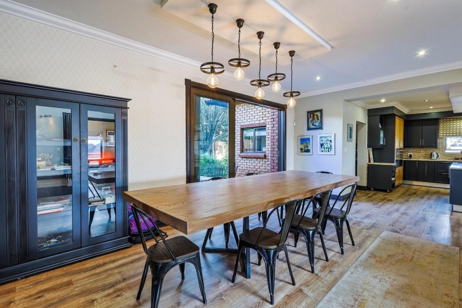 5 Bedroom Property for Sale in The Wilds Gauteng