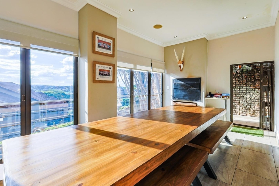 5 Bedroom Property for Sale in The Wilds Gauteng