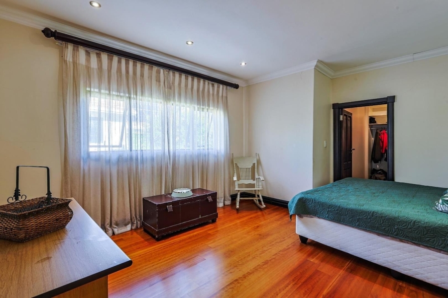 5 Bedroom Property for Sale in The Wilds Gauteng