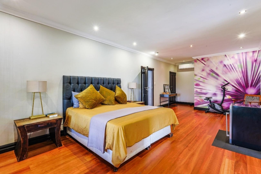 5 Bedroom Property for Sale in The Wilds Gauteng