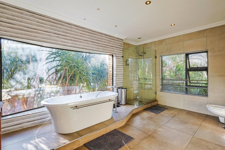 5 Bedroom Property for Sale in The Wilds Gauteng