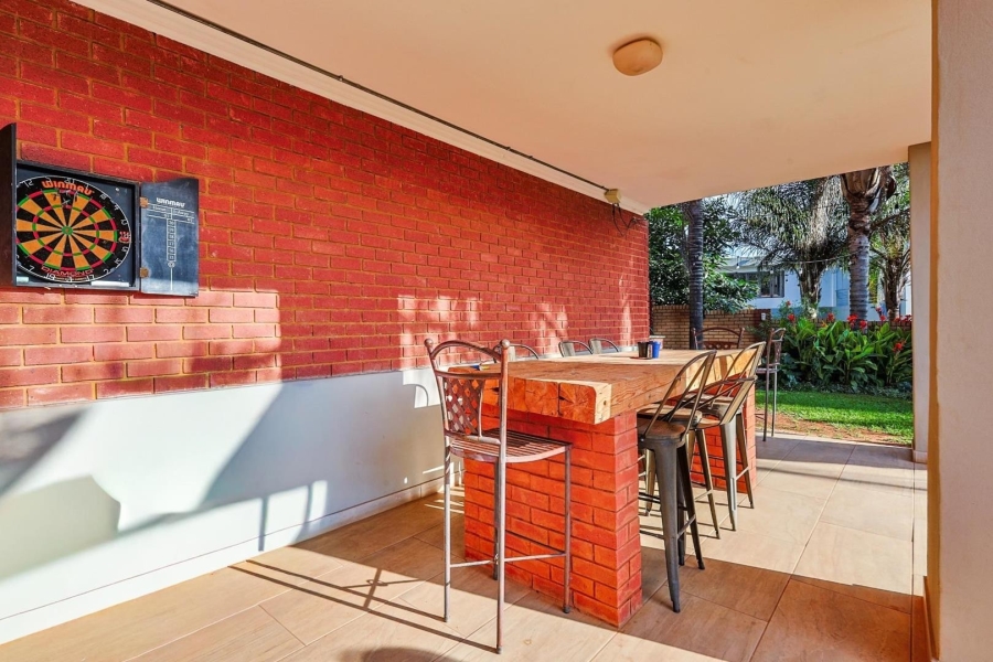 5 Bedroom Property for Sale in The Wilds Gauteng