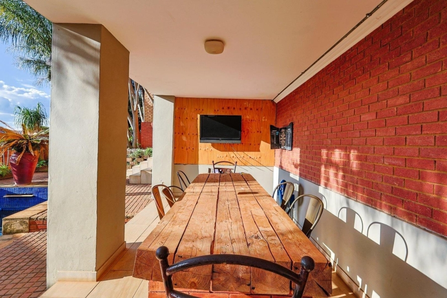 5 Bedroom Property for Sale in The Wilds Gauteng