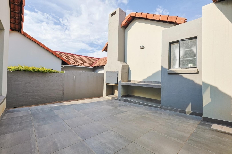 3 Bedroom Property for Sale in Olympus AH Gauteng