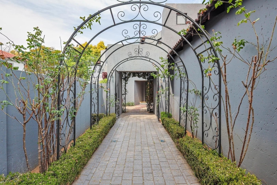 4 Bedroom Property for Sale in Willow Acres Gauteng