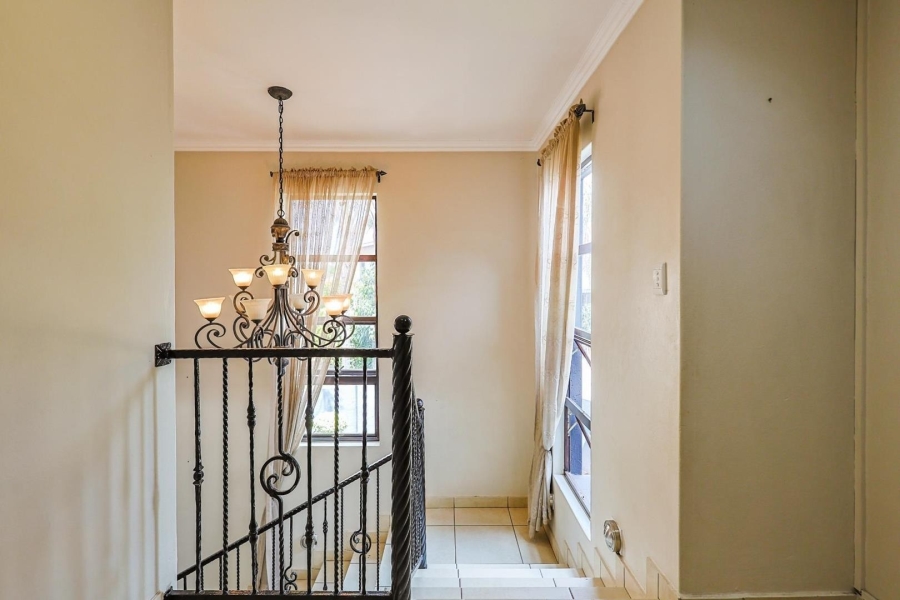 4 Bedroom Property for Sale in Willow Acres Gauteng