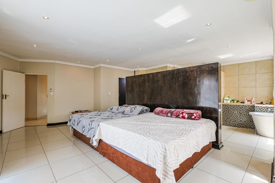 4 Bedroom Property for Sale in Willow Acres Gauteng