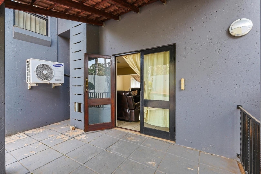 4 Bedroom Property for Sale in Willow Acres Gauteng