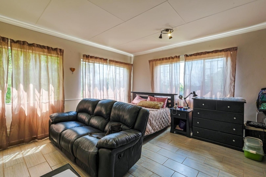 3 Bedroom Property for Sale in Garsfontein Gauteng