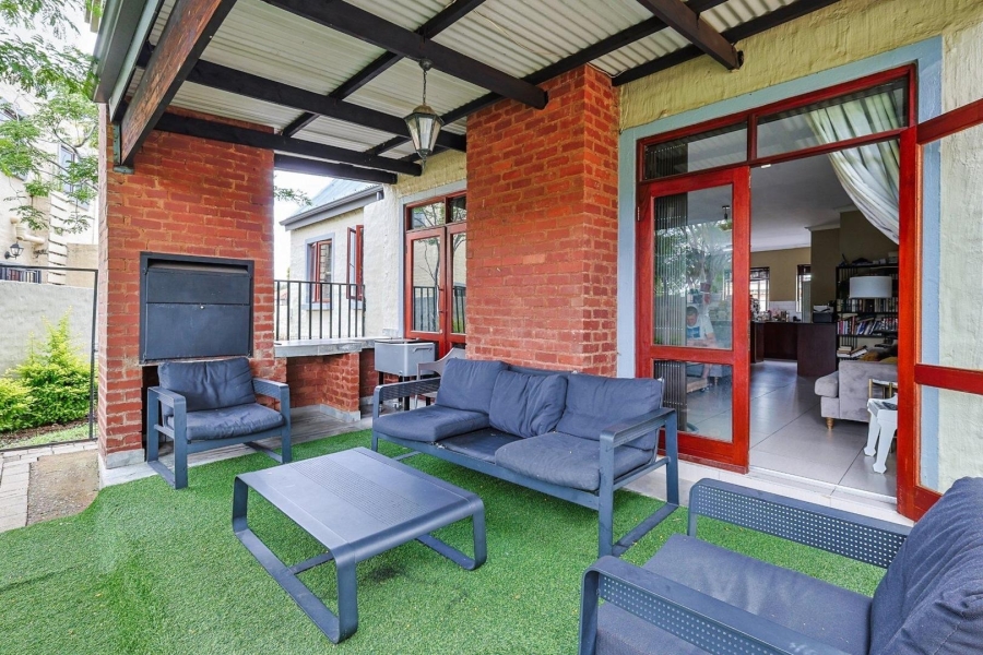 3 Bedroom Property for Sale in Equestria Gauteng