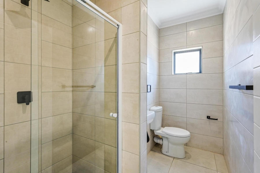 5 Bedroom Property for Sale in Silverwoods Country Estate Gauteng