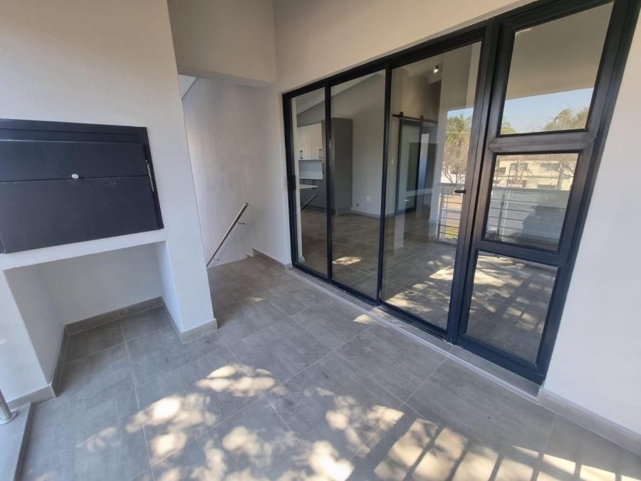 2 Bedroom Property for Sale in Menlyn Gauteng