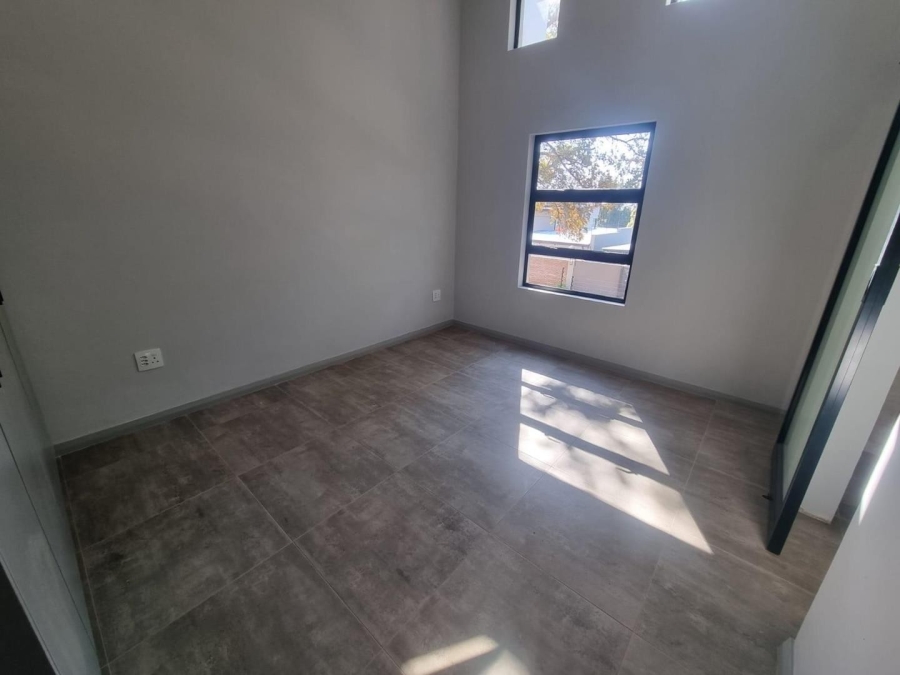 2 Bedroom Property for Sale in Menlyn Gauteng