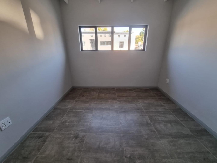 2 Bedroom Property for Sale in Menlyn Gauteng