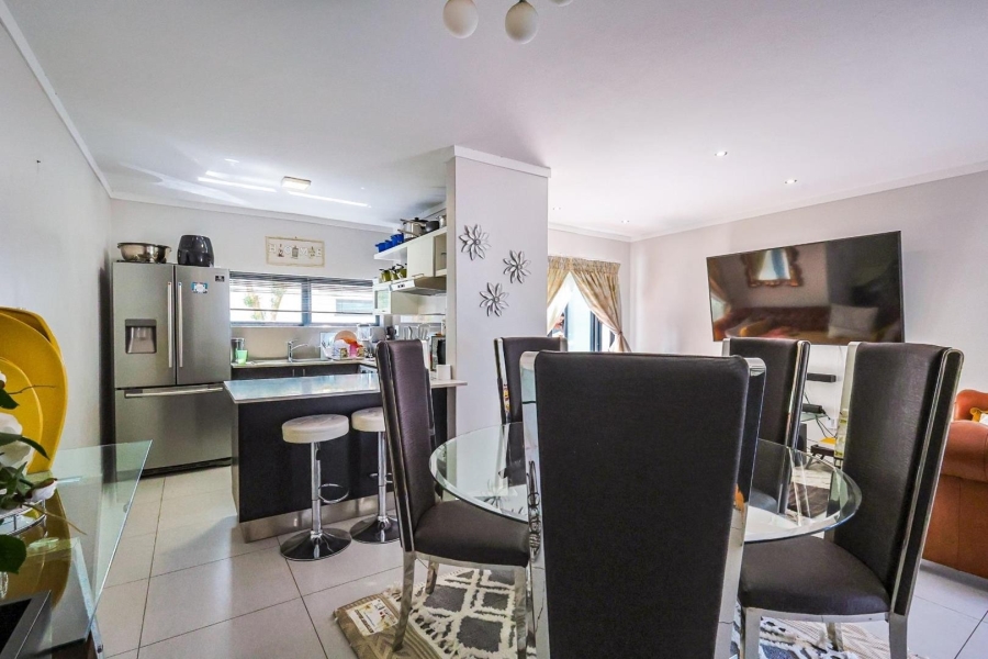 2 Bedroom Property for Sale in Equestria Gauteng